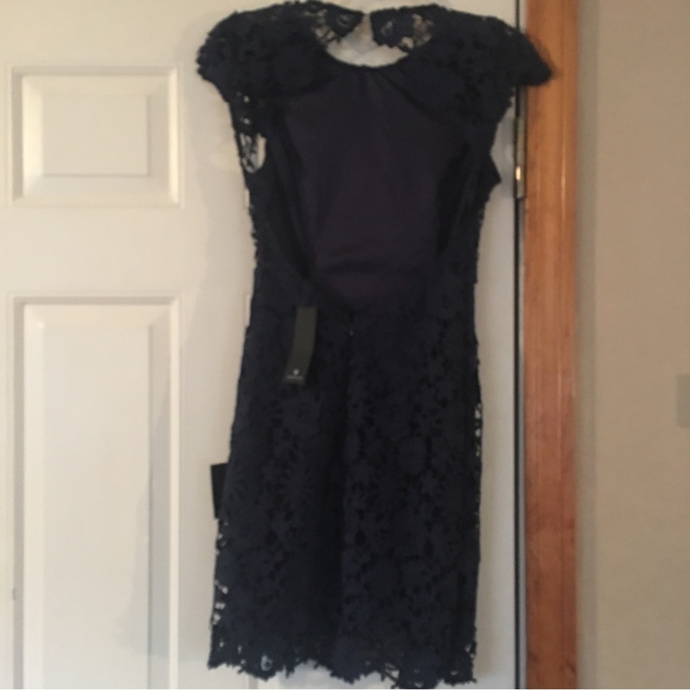SALE!! 2X Host pick 🎉NWT Lulu’s Romance language backless lace dress - Picture 10 of 16